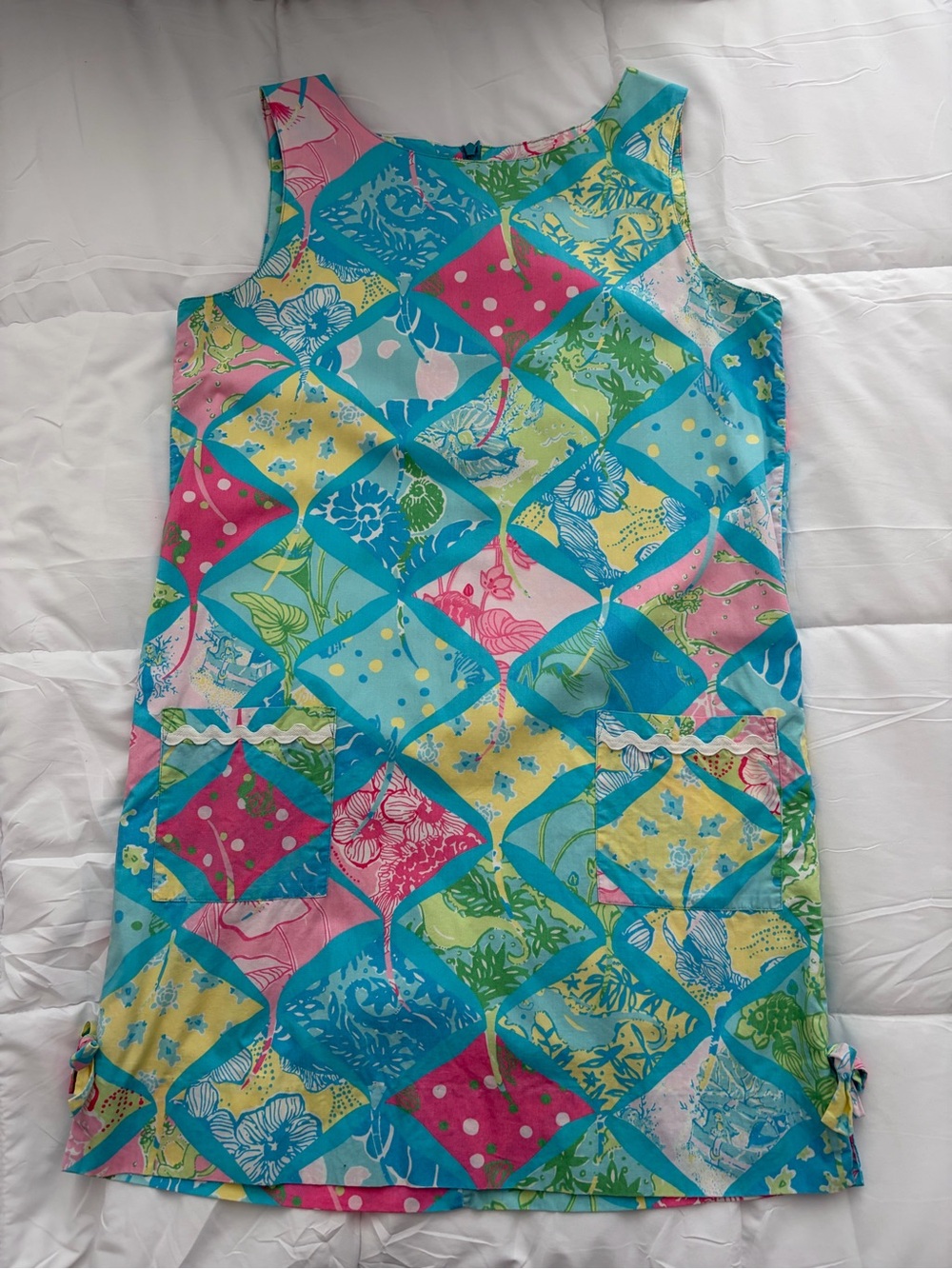 Lilly Pulitzer Classic Shift 8P dress Manta Ray Patch pockets bows